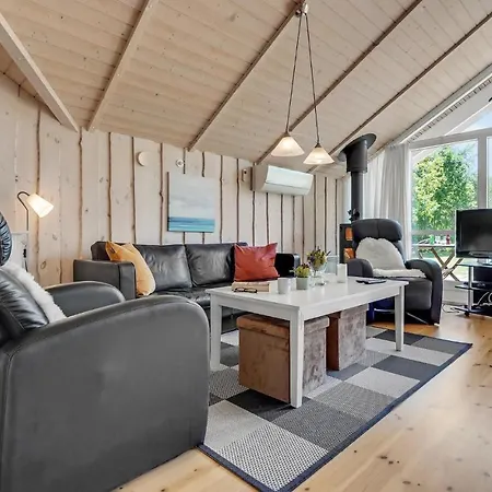 Σπίτι διακοπών Three-bedroom In