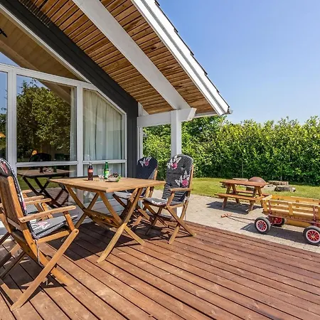 Σπίτι διακοπών Three-bedroom In