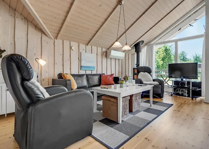 Dom wakacyjny Three-bedroom In
