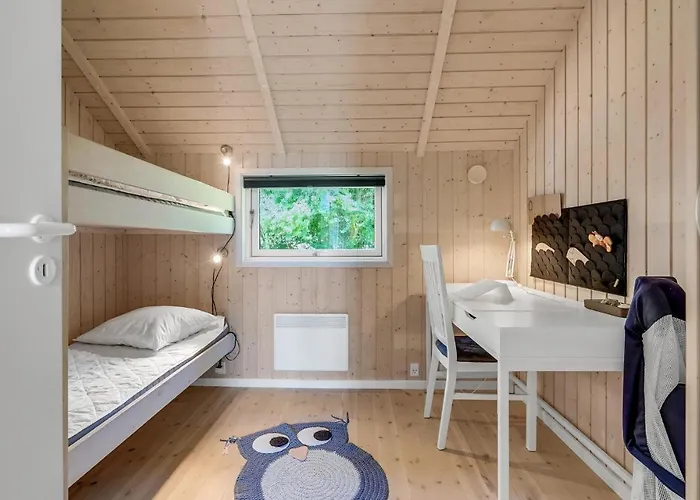 Dom wakacyjny Three-bedroom In